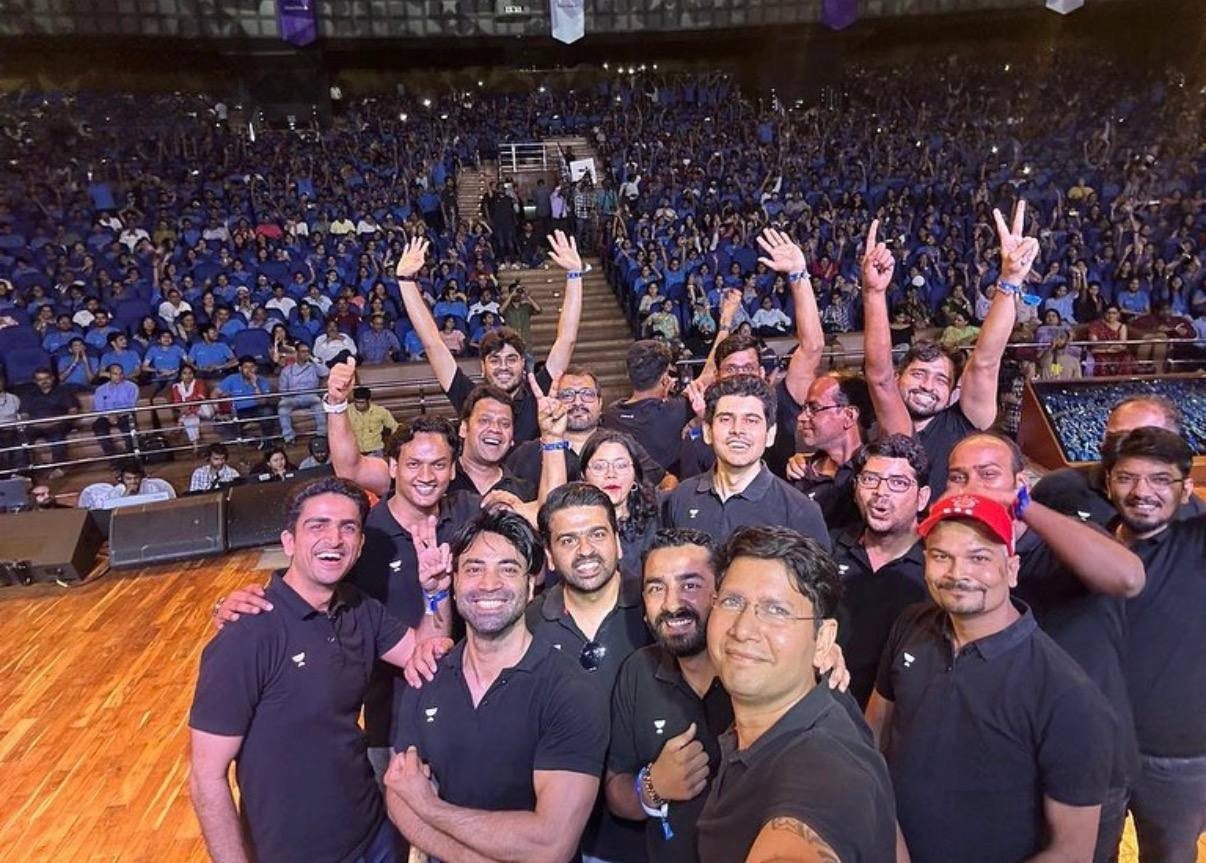 Mohit Ryan with thousands of students